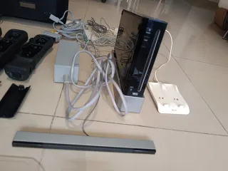 Nintendo Wii Negra Completa + 8 Juegos