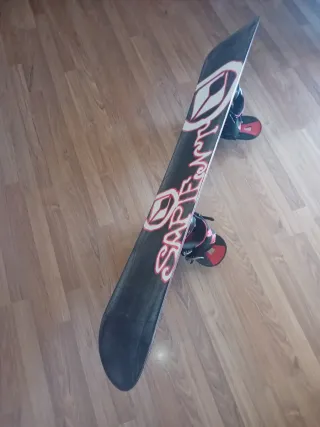 Tabla Snowboard con Fijaciones y botas