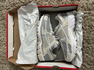 Nike Zoom Vomero Zapatillas Deportivas Beige/Gris