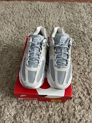 Nike Zoom Vomero Zapatillas Deportivas Beige/Gris