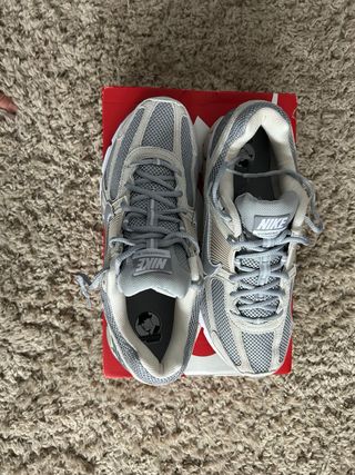 Nike Zoom Vomero Zapatillas Deportivas Beige/Gris