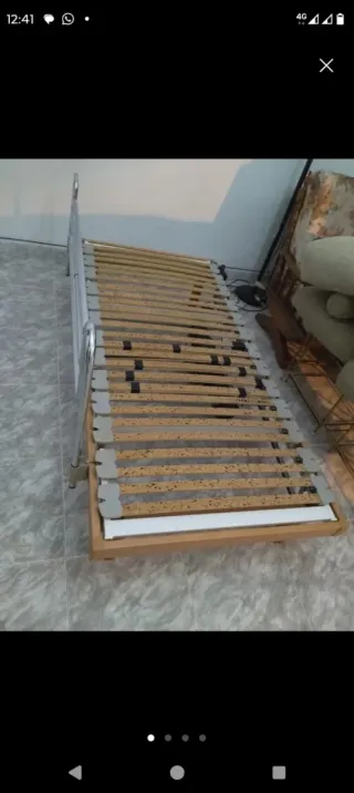 Cama articulada con colchón antiescaras Con mando