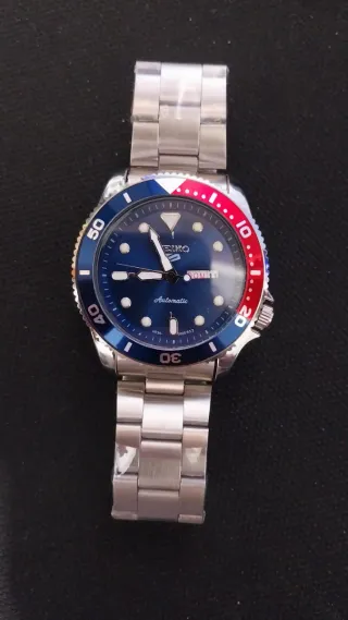 Relojes Seiko mod Pepsi y Negro
