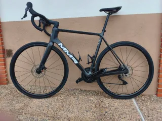 MMR Adrenaline 50 2024 Negra y Blanca