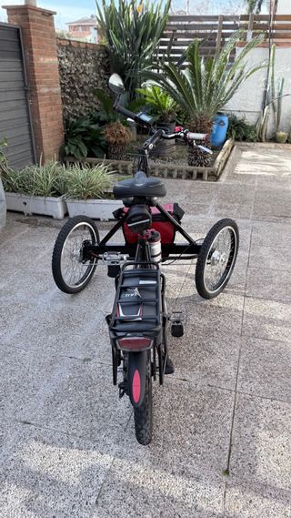 Triciclo elettrico ETNNIC