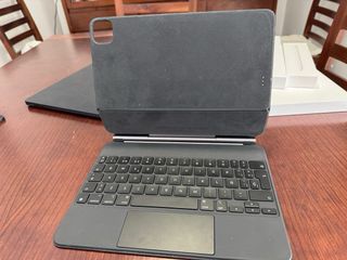 Teclado Mágico Apple Negro/Plata