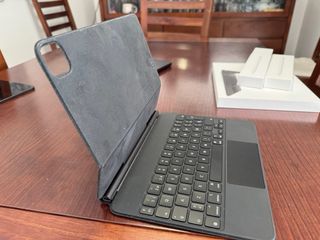 Teclado Mágico Apple Negro/Plata