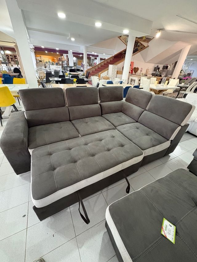 Sofá Cama Gris con Puff