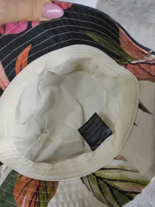 Cappello donna fantasia floreale