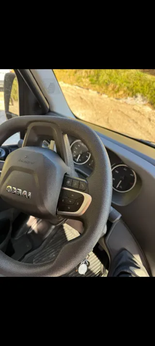 Fuegoneta camperizada Iveco Daily 2023