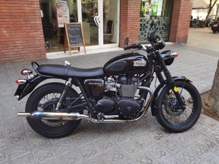 Triumph Bonneville T100 Negra