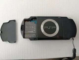 PSP Slim & Lite 2004 + 6 Giochi + Scatola originale