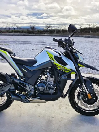 Zontes U1 125 2024 - ITV - Neumáticos Nuevos