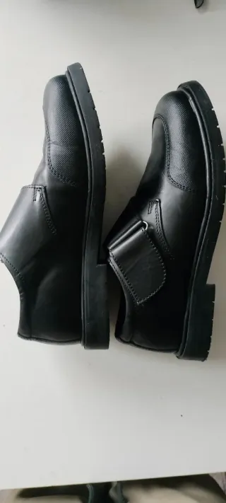 Zapatos negros de vestir