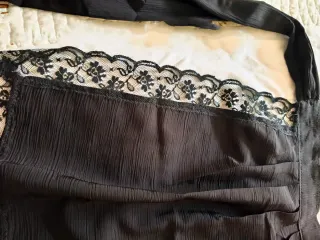 Conjunto regional niña.