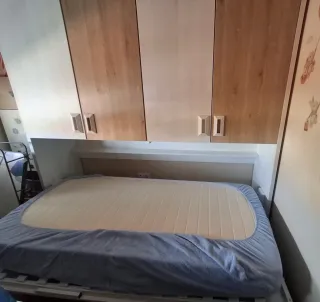 Mueble cama abatible, ideal para piso.