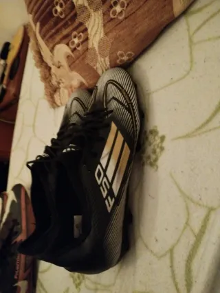 Adidas F50 Botas de Fútbol