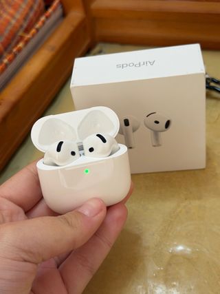 Airpods 4 con cancelación de ruido