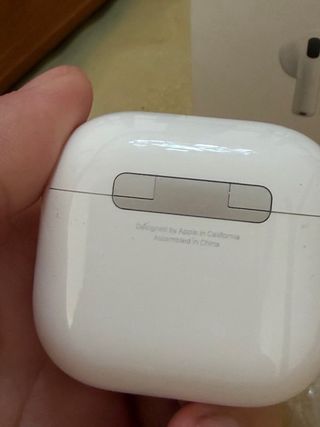 Airpods 4 con cancelación de ruido