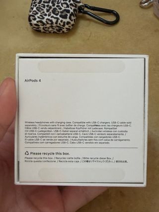 Airpods 4 con cancelación de ruido