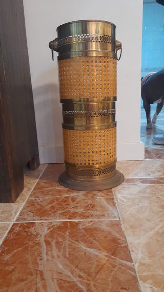 Paragüero antiguo metal y ratán