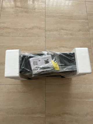 UNYKA UK 2010 Caja PC Negra