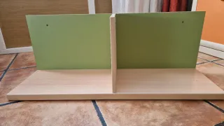 Estantería de pared madera y verde