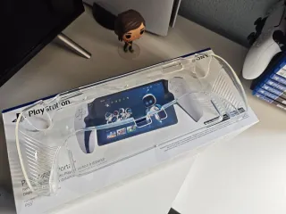 Sony PlayStation Portal negro y Blanco