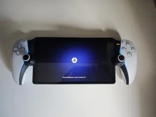 Sony PlayStation Portal negro y Blanco