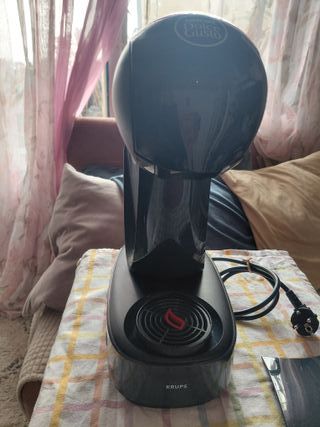 Cafetera Nescafé Dolce Gusto casi nueva