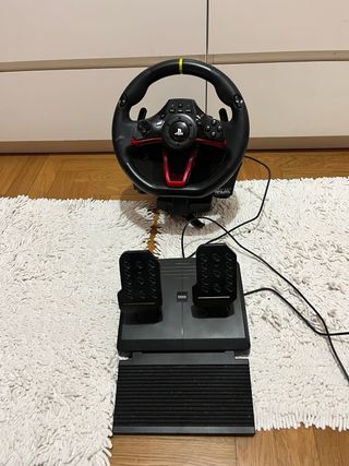 Volante y Pedales Hori PS4