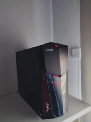 Ordenador Sobremesa Lenovo Negro/Rojo