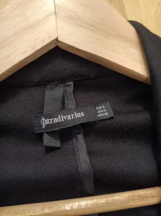 Americana Stradivarius negra botón Talla S