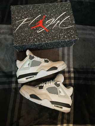 Jordan 4 Military Black Sapatilhas Tamanho 41