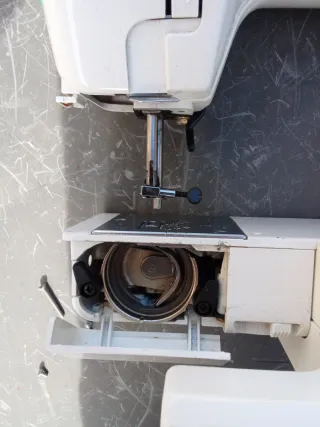 Macchina da cucire Vigorelli NORA per ricambi