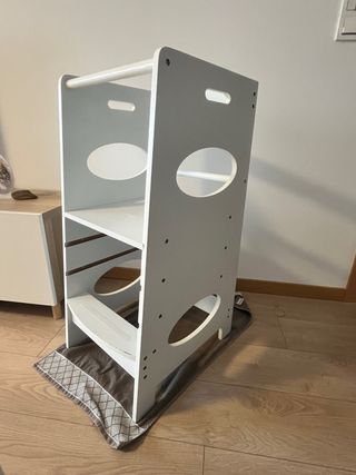 Torre de aprendizaje infantil