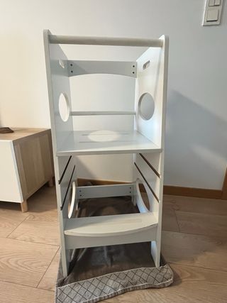 Torre de aprendizaje infantil