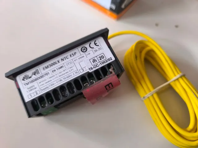 Termómetro con sonda Eliwell EM300LX NTC ESP