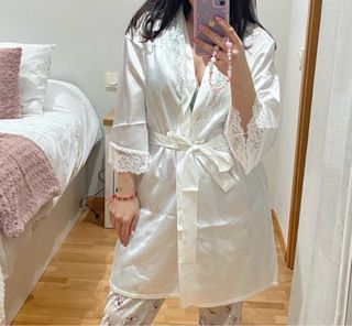 Bata de novia encaje