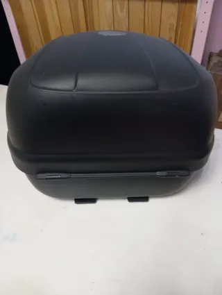 Maleta trasera para motocicleta de marca kappa