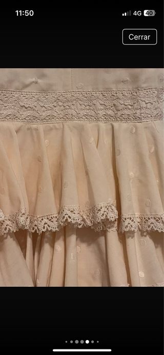 Traje Flamenca Beige Volantes Capa Encajes