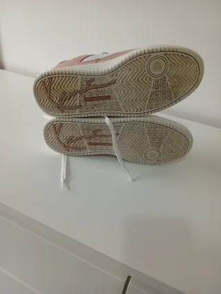 Tênis Karl Kani Rosa e Branco