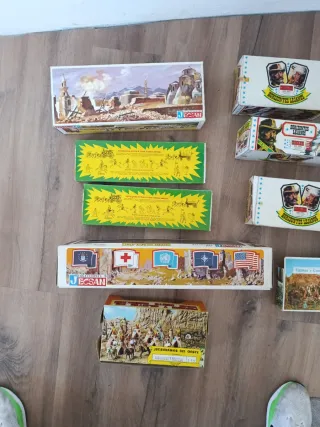 Set di scatole per figure di soldatini Comansi, Jecsan e Reamsa