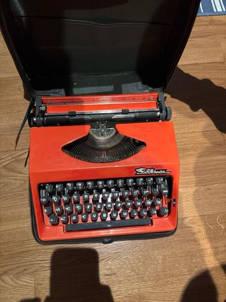 Máquina de escribir Feiyue vintage