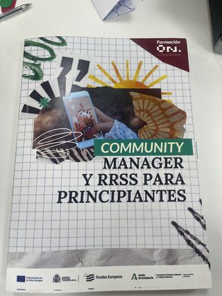 Libro Community Manager y RRSS