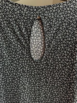 Vestido Mango Negro Estampado Flores