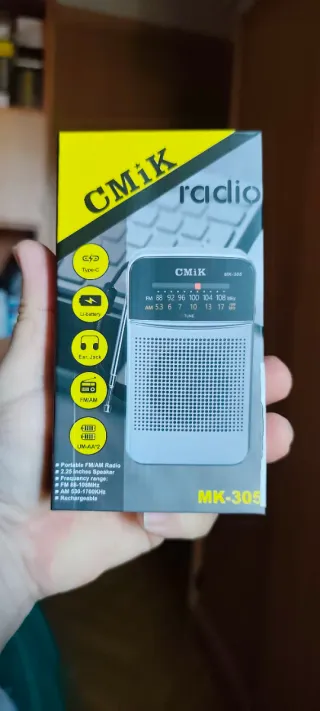 Radio CMiK MK-305 Portátil AM/FM Nueva