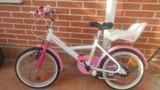 Bicicleta infantil rosa B'Twin Princess