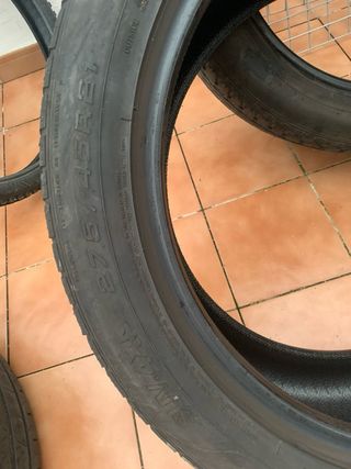 4 Neumáticos 275/45 R21 (22 y 23) 50€ los 4