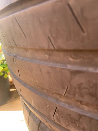 4 Neumáticos 275/45 R21 (22 y 23) 50€ los 4